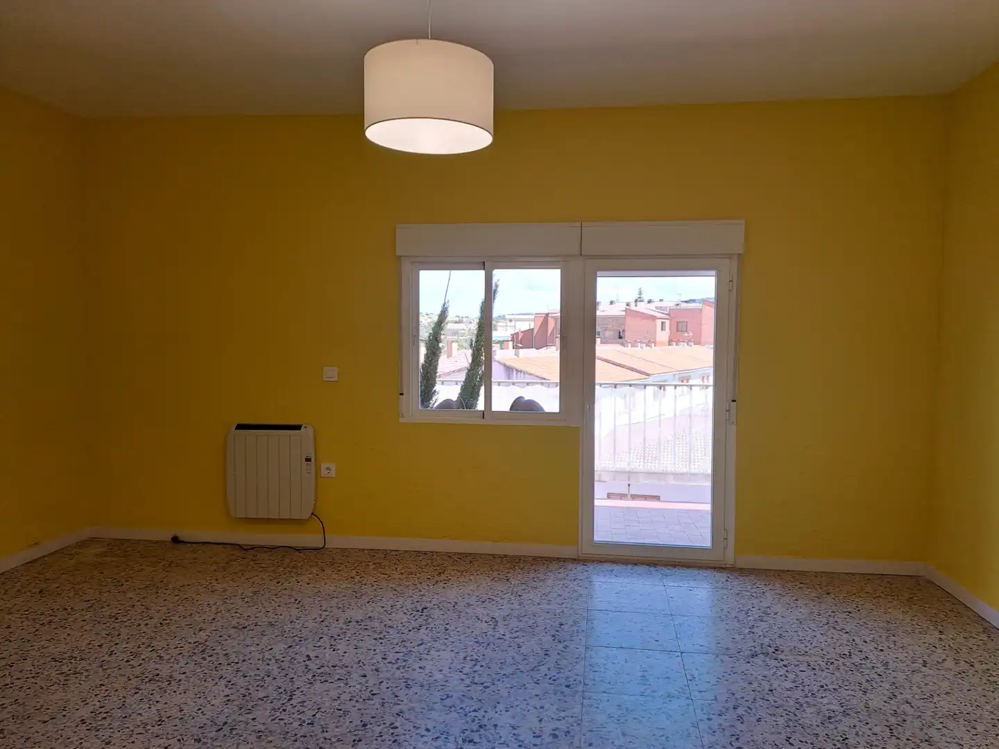 Wohnzimmer von Wohnung zum Verkauf in El Tiemblo  mit Heizung und Terrasse