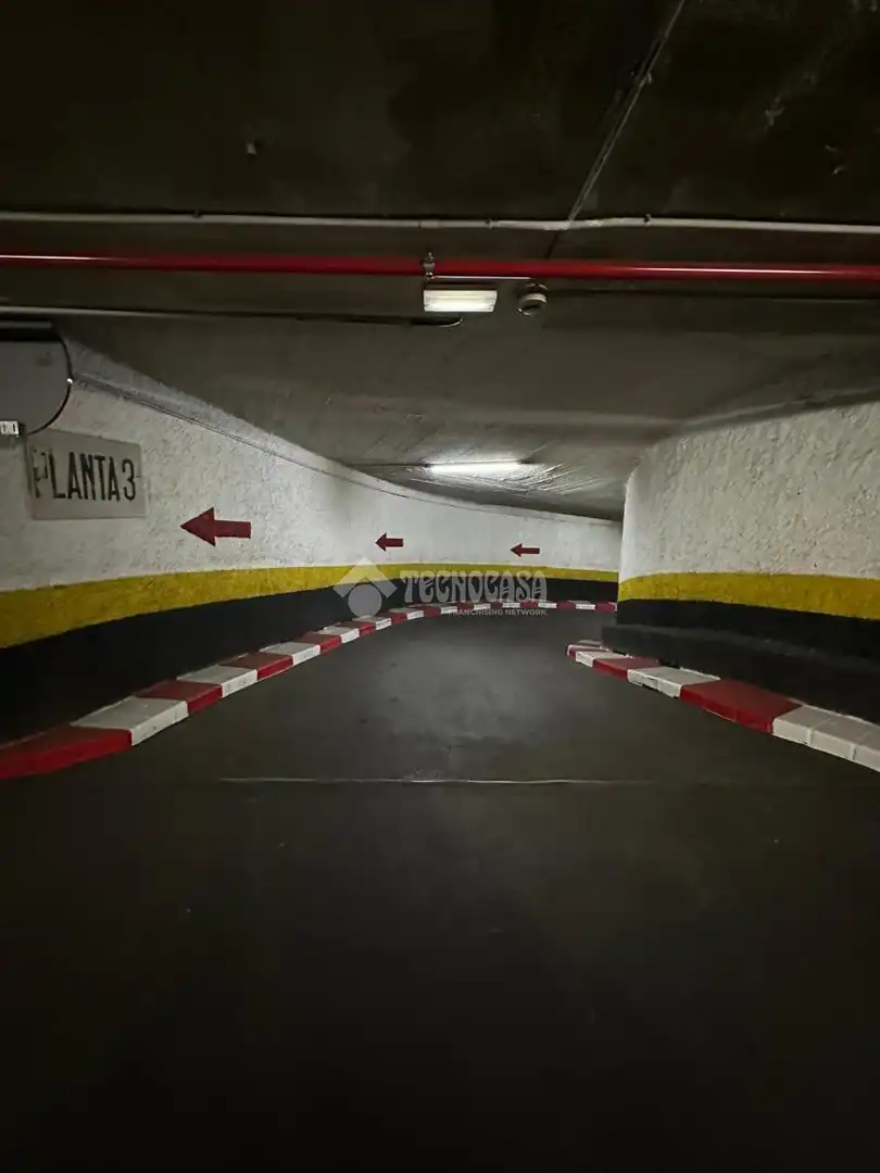 Einzelparkplatz zum Verkauf in Chamberí