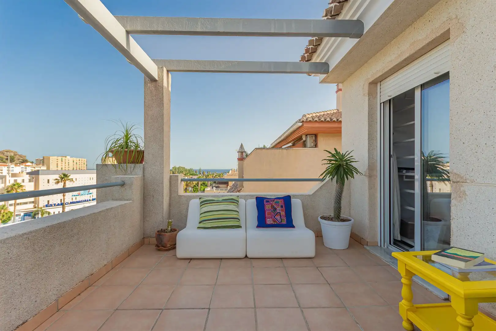Terraza de Ático de alquiler en Almuñécar con Aire acondicionado, Terraza y Amueblado