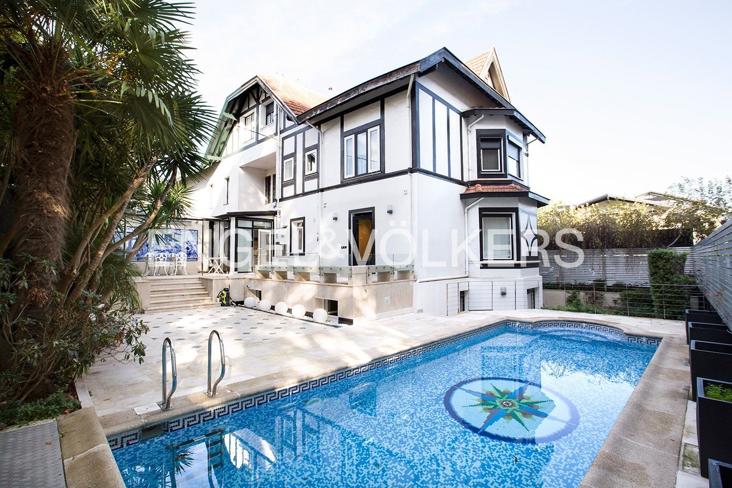 Vista exterior de Casa adosada en venta en Getxo  con Calefacción, Jardín privado y Terraza