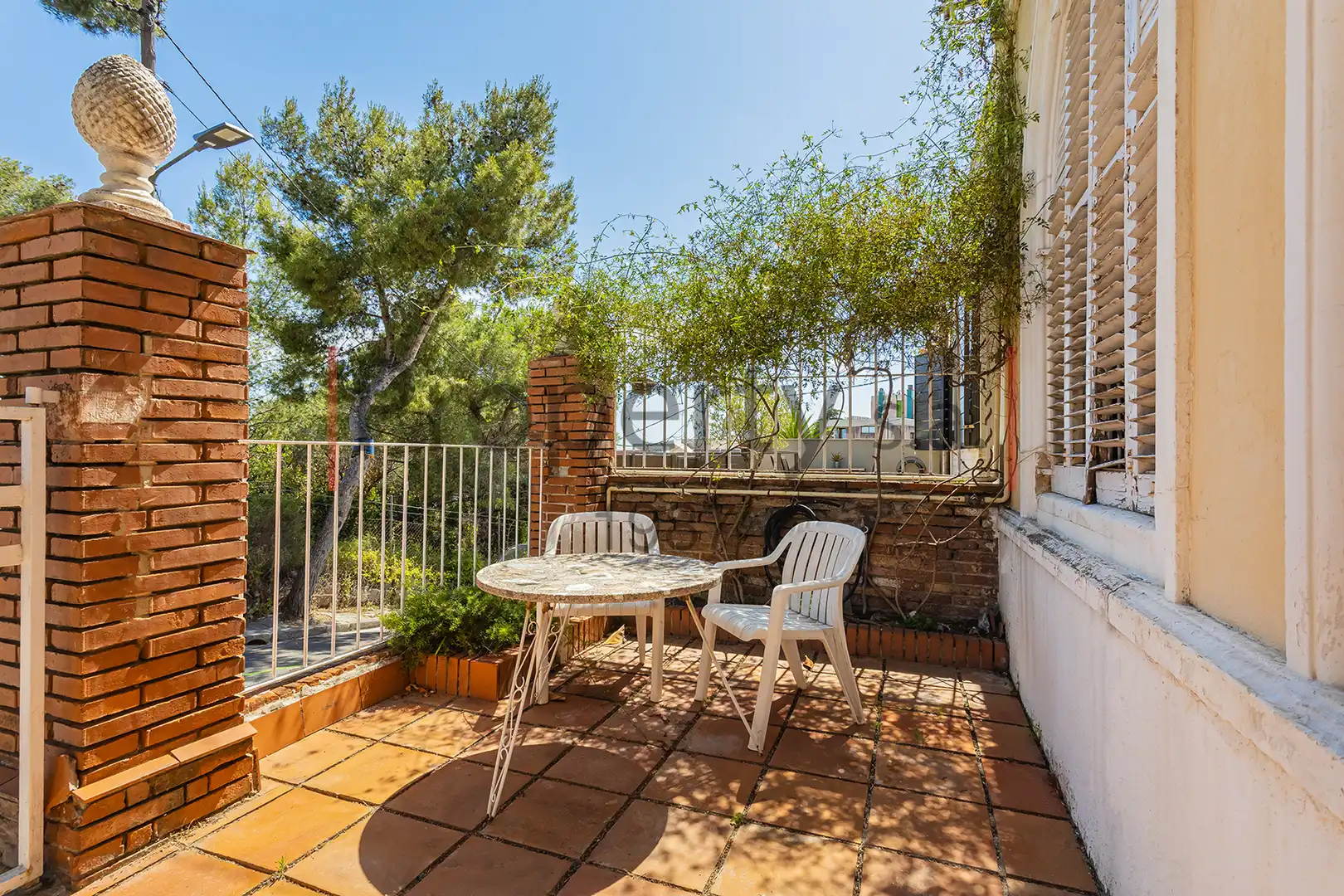 Terrassa de Casa adosada en venda en Esplugues de Llobregat amb Calefacció, Terrassa i Traster