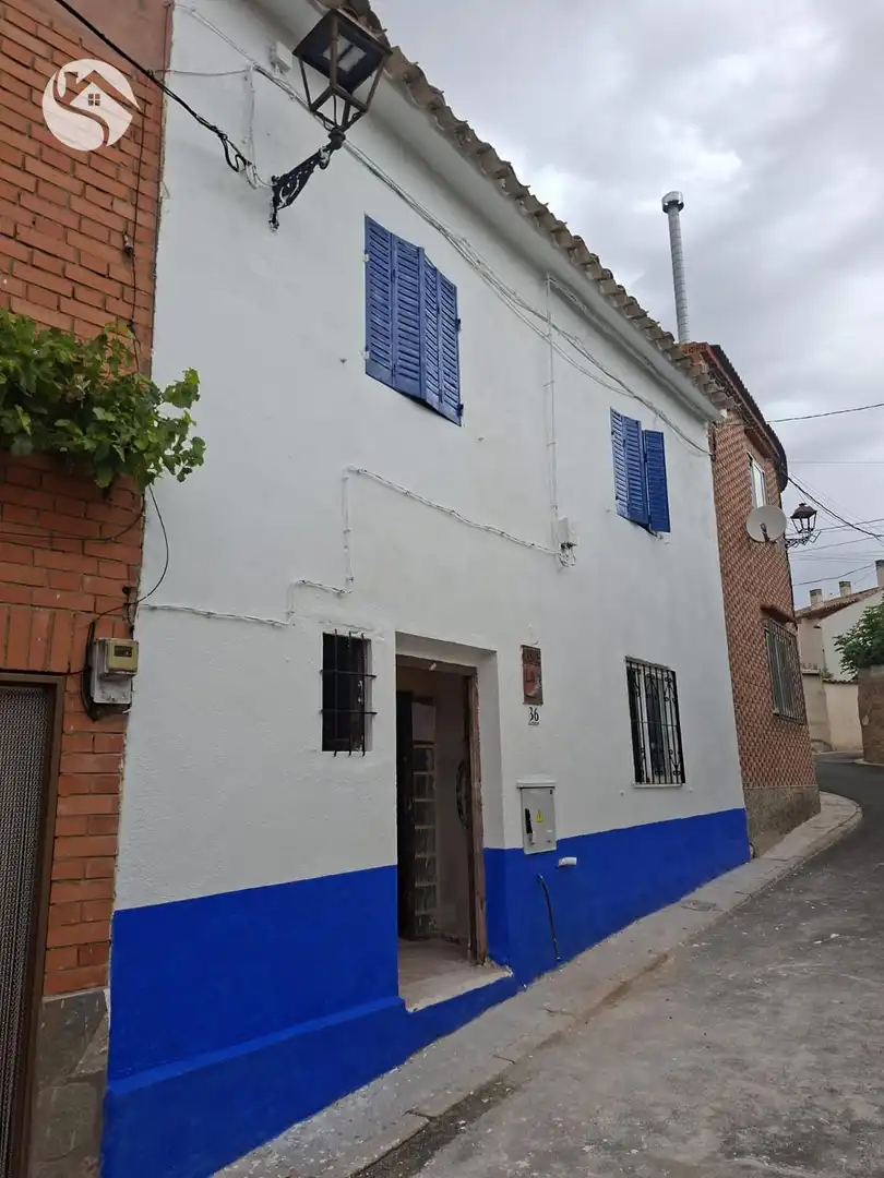 Vista exterior de Casa o xalet en venda en Fuentenava de Jábaga