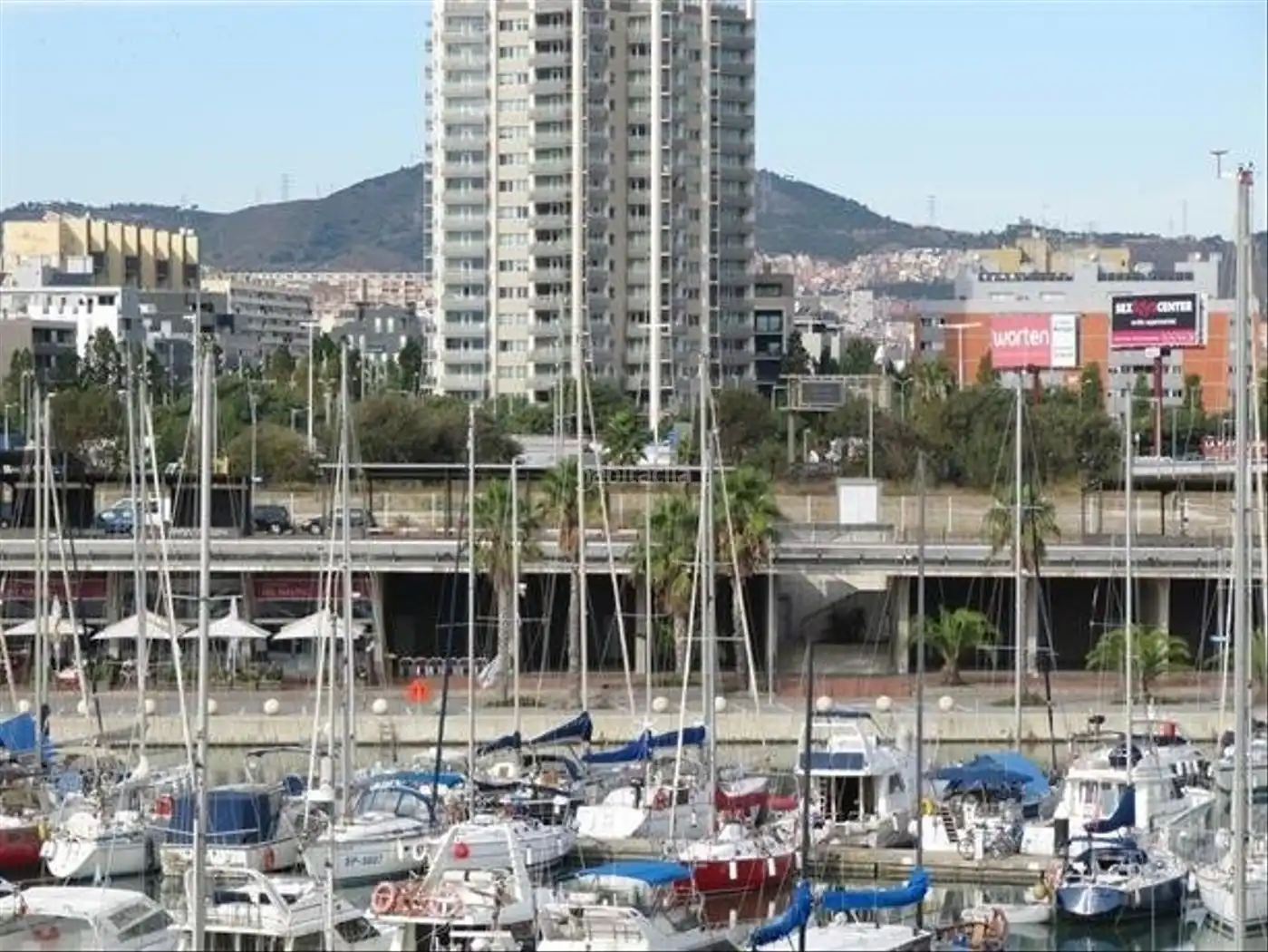 Flat with pool for sale in Avinguda del Camp de la Bota 460