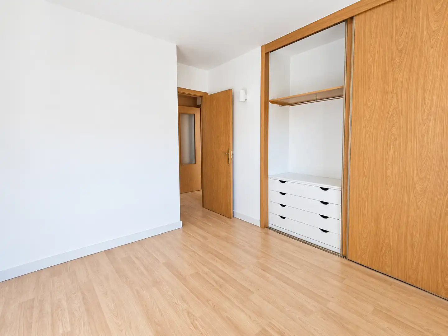 Schlafzimmer von Wohnung zum Verkauf in Parque Oeste - Fuente Cisneros