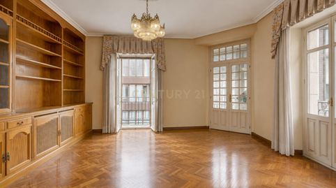 Foto 3 de Apartament en venda a Fermin Calbeton Kalea, 6, Irun, Spain, 6, Centro - Mendibil - Santiago, Irun