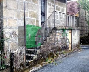 Vista exterior de Casa o xalet en venda en Piñor amb Jardí privat i Moblat