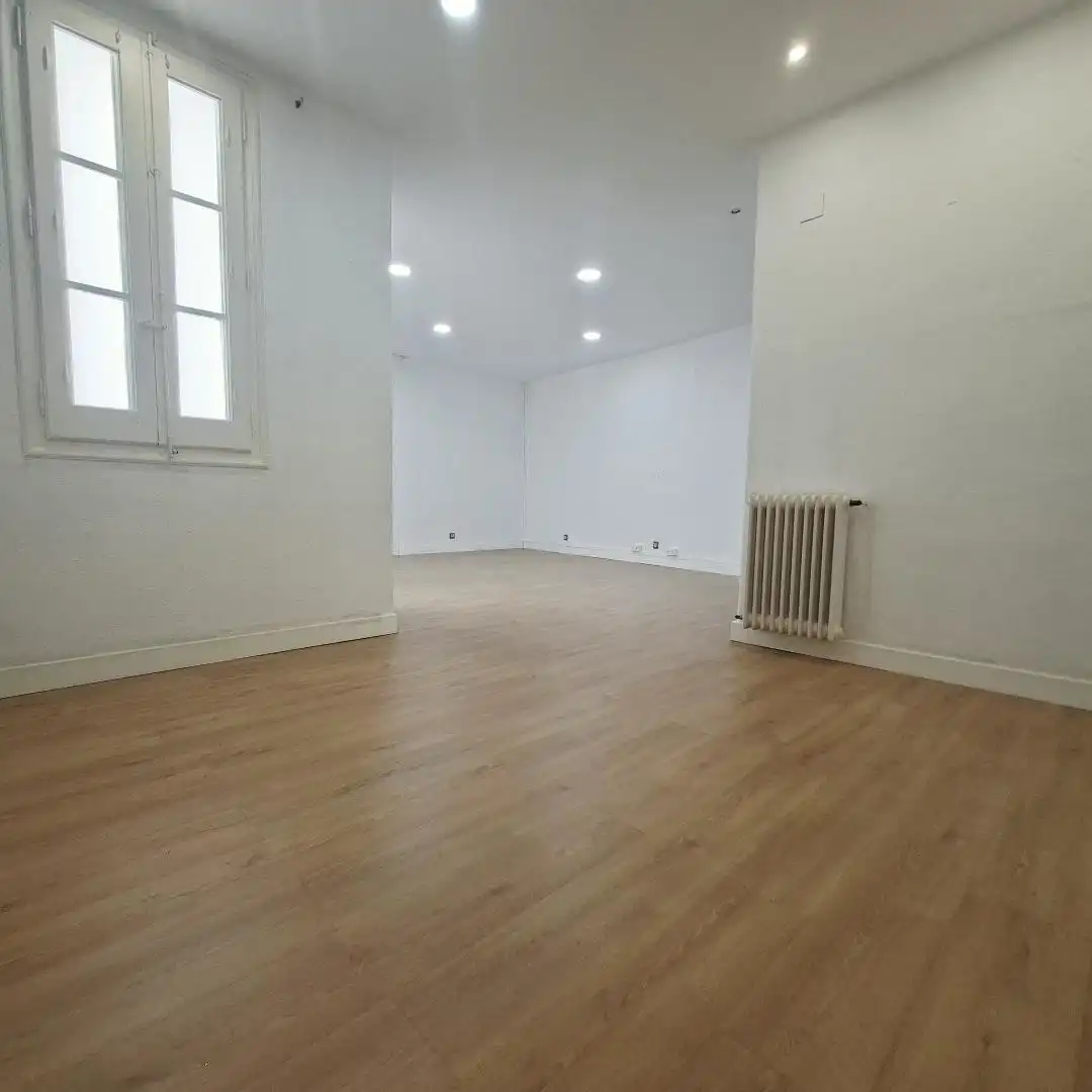 Piso en venta en Zaragoza con Terraza