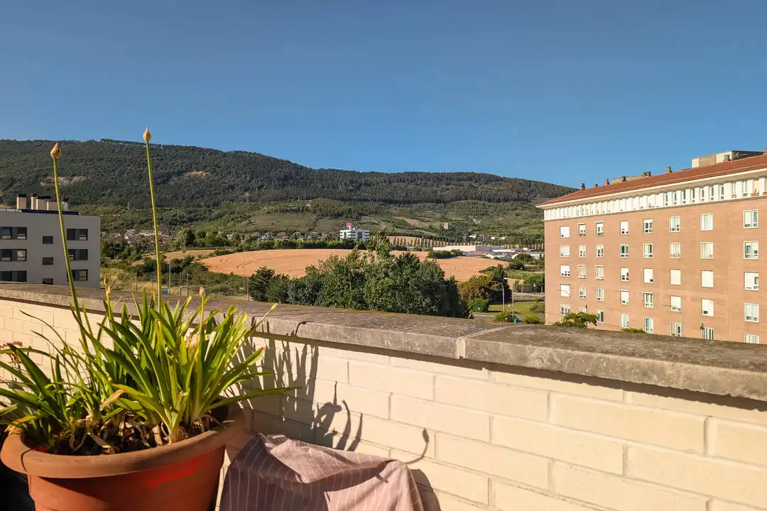 Terrassa de Àtic en venda en  Pamplona / Iruña amb Calefacció, Jardí privat i Terrassa