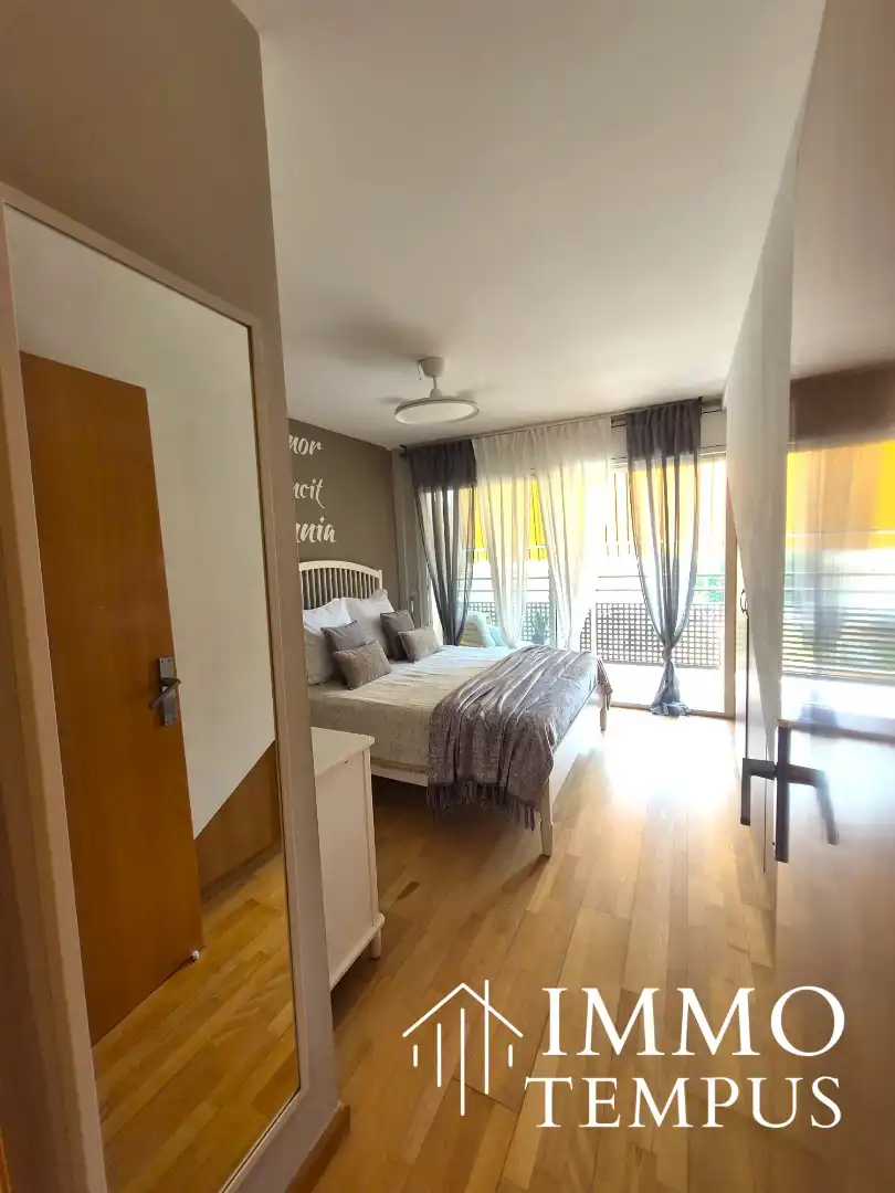 Schlafzimmer von Maisonette zum Verkauf in Terrassa mit Heizung, Parkett und Ofen
