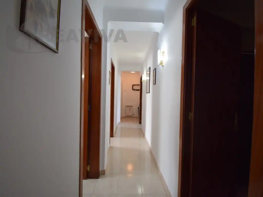 Piso en venta en La Seu d'Urgell con Calefacción, Terraza y Horno