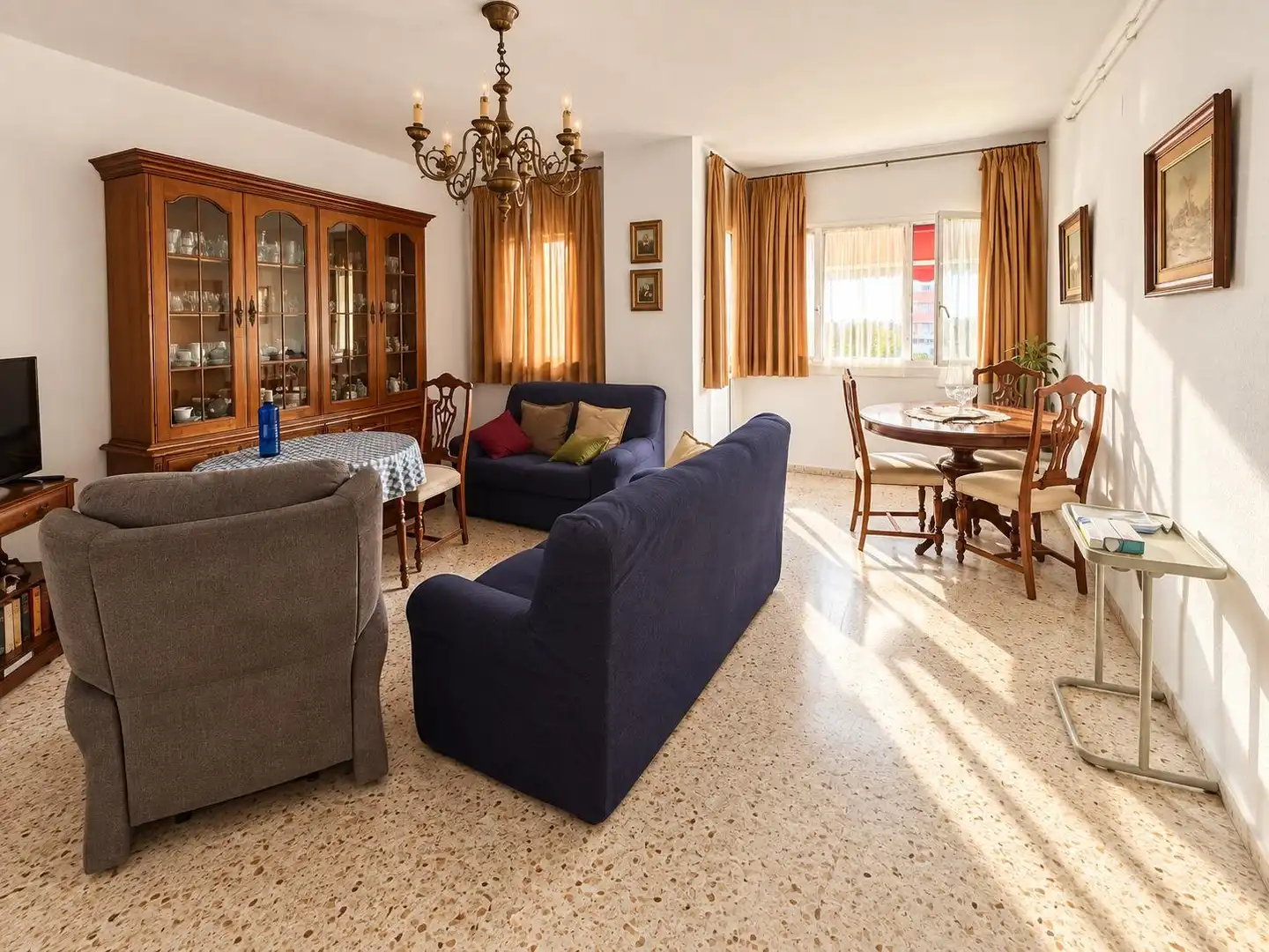 Apartamento con ascensor en venta en Cruz de Humilladero, imagen 2