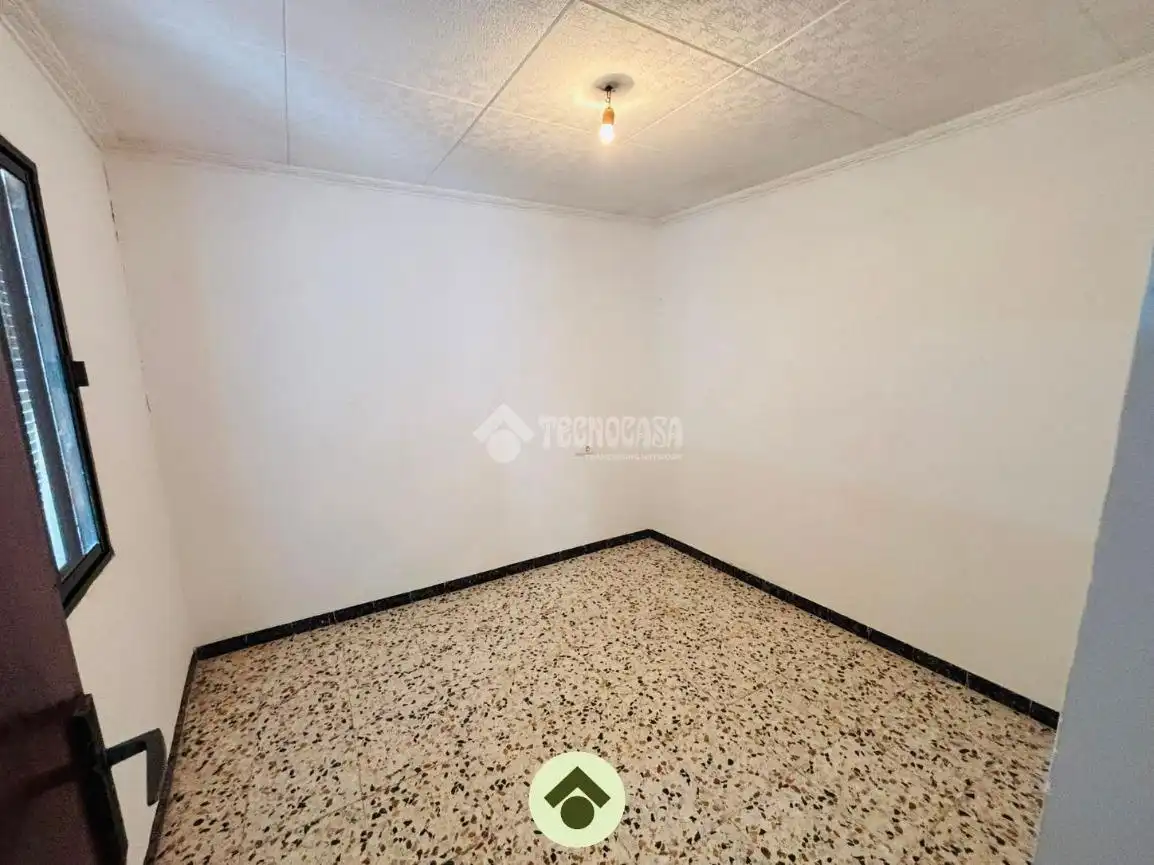 Casa adosada en venta en Adamuz