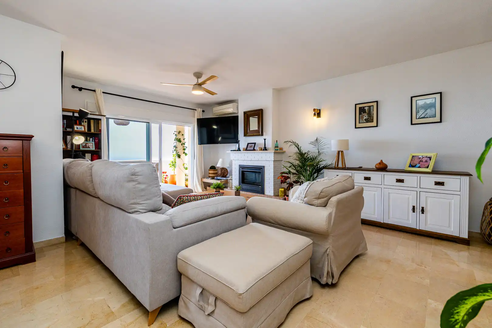 Apartament amb piscina en venda a Calahonda, imagen 11
