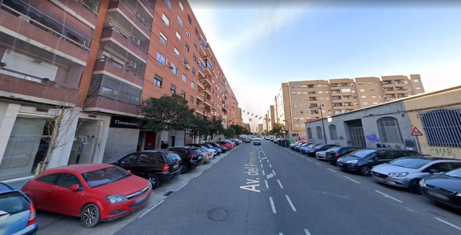 Vista exterior de Local en venda en Valencia