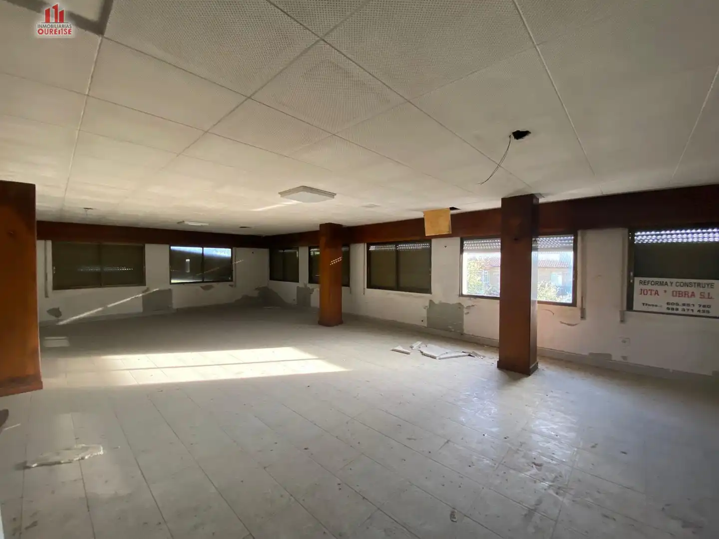 Local en venta en Vilamarín