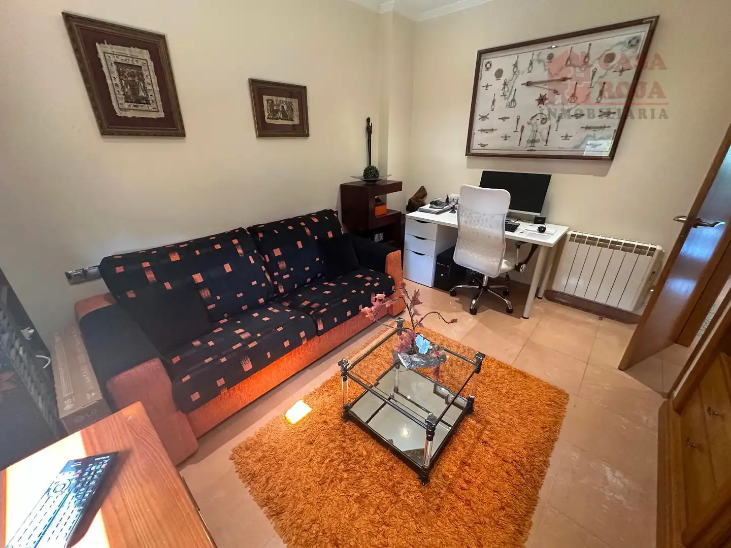 Sala d'estar de Casa o xalet en venda en Cangas  amb Calefacció, Terrassa i Traster