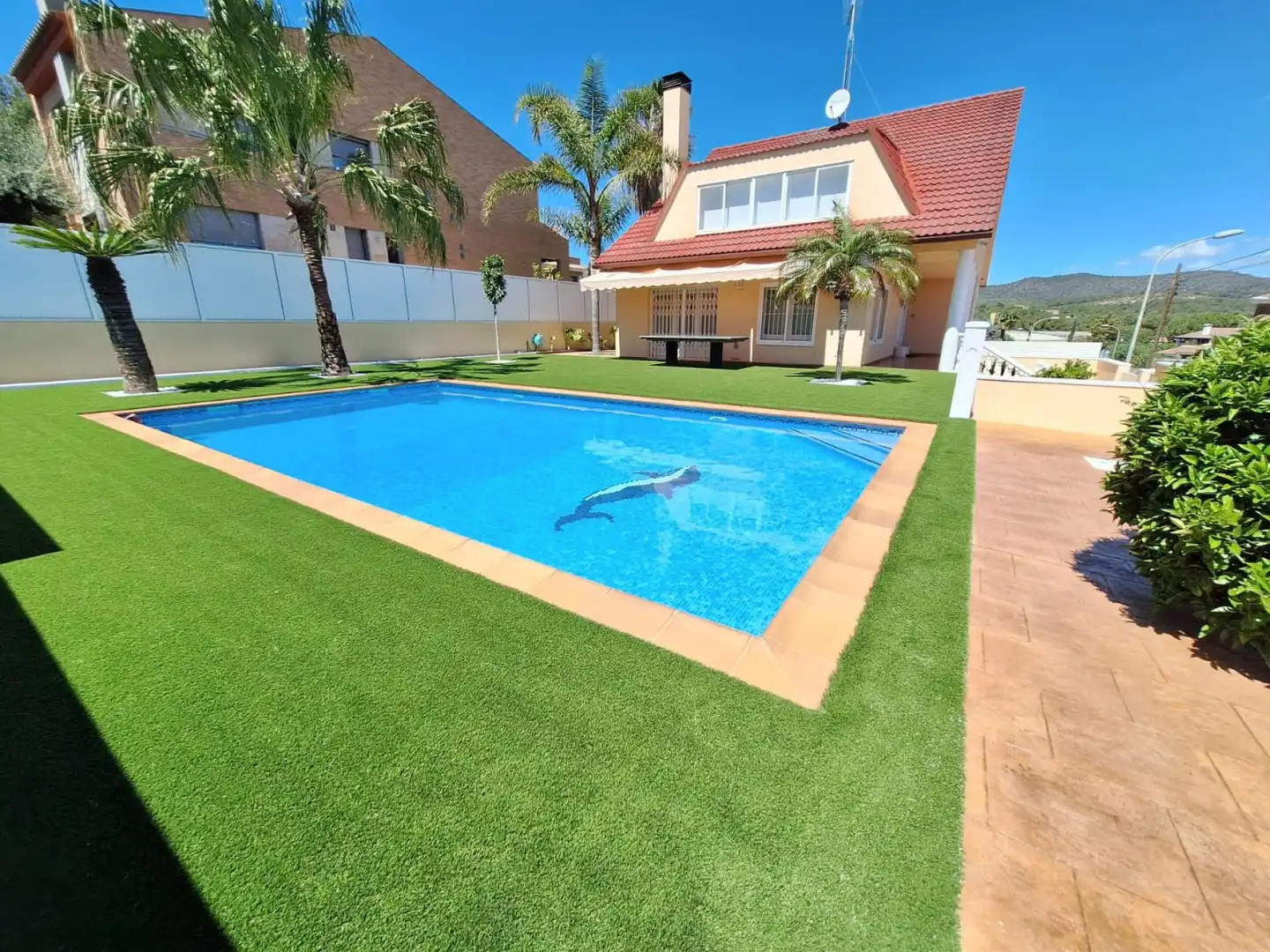 Swimming pool of Houses for sale in El Vendrell  with Heating and Swimming Pool