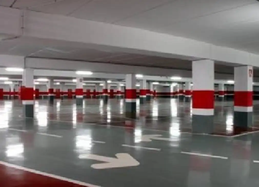 Einzelparkplatz zum Verkauf in Nucli Urbà, imagen 6