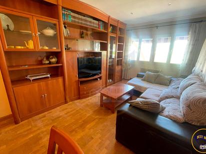 Living room of Flat for sale in Cuenca Capital  with Heating and Storage room