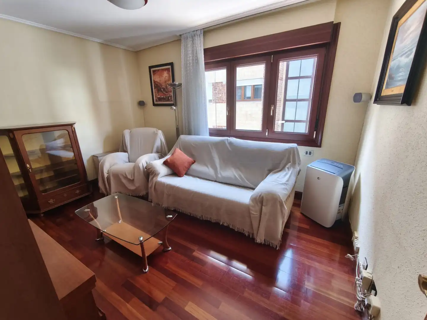 Sala de estar de Piso en venta en Getxo  con Calefacción y Balcón