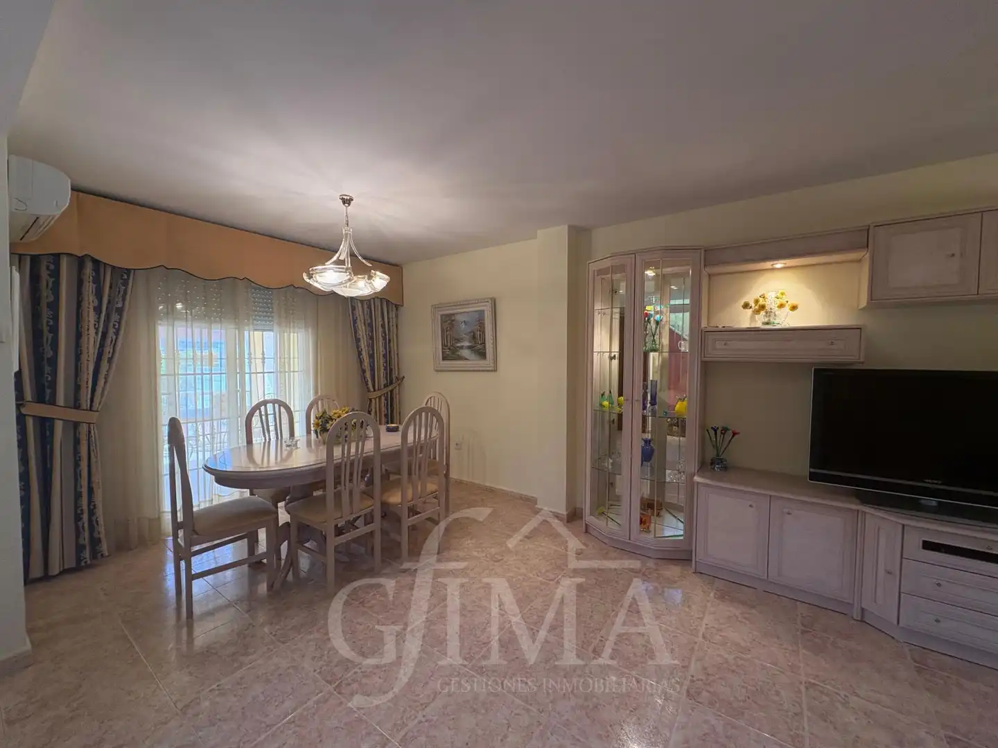 Comedor de Casa adosada en venta en Ciudad Real con Aire acondicionado, Calefacción y Terraza