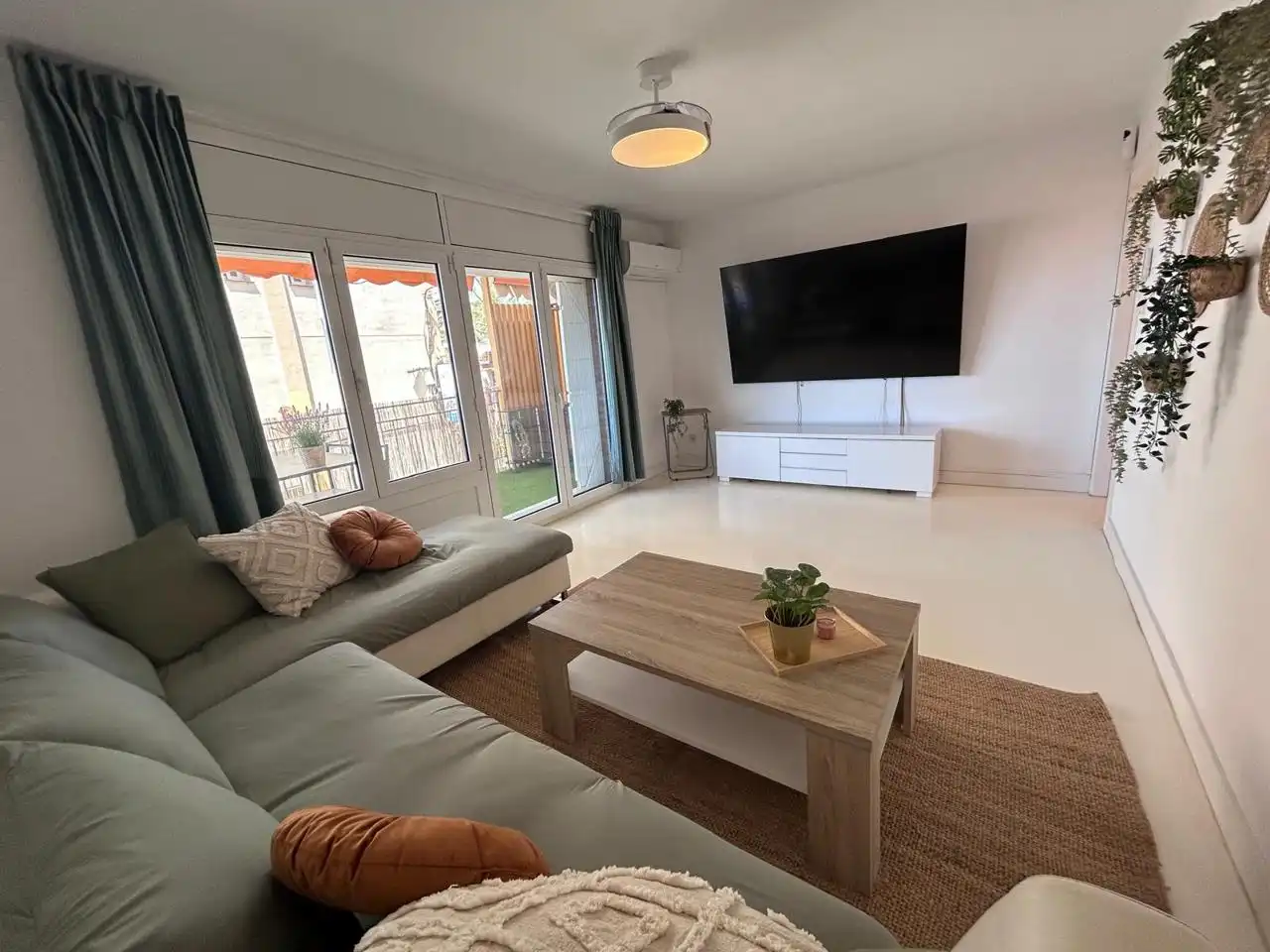Flat for rent in Lluminetes