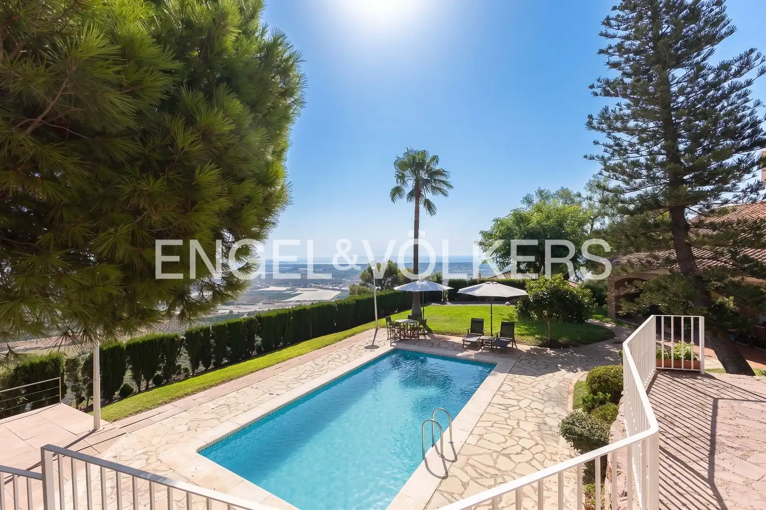 Piscina de Casa o chalet en venta en Sagunto / Sagunt con Aire acondicionado, Calefacción y Jardín privado