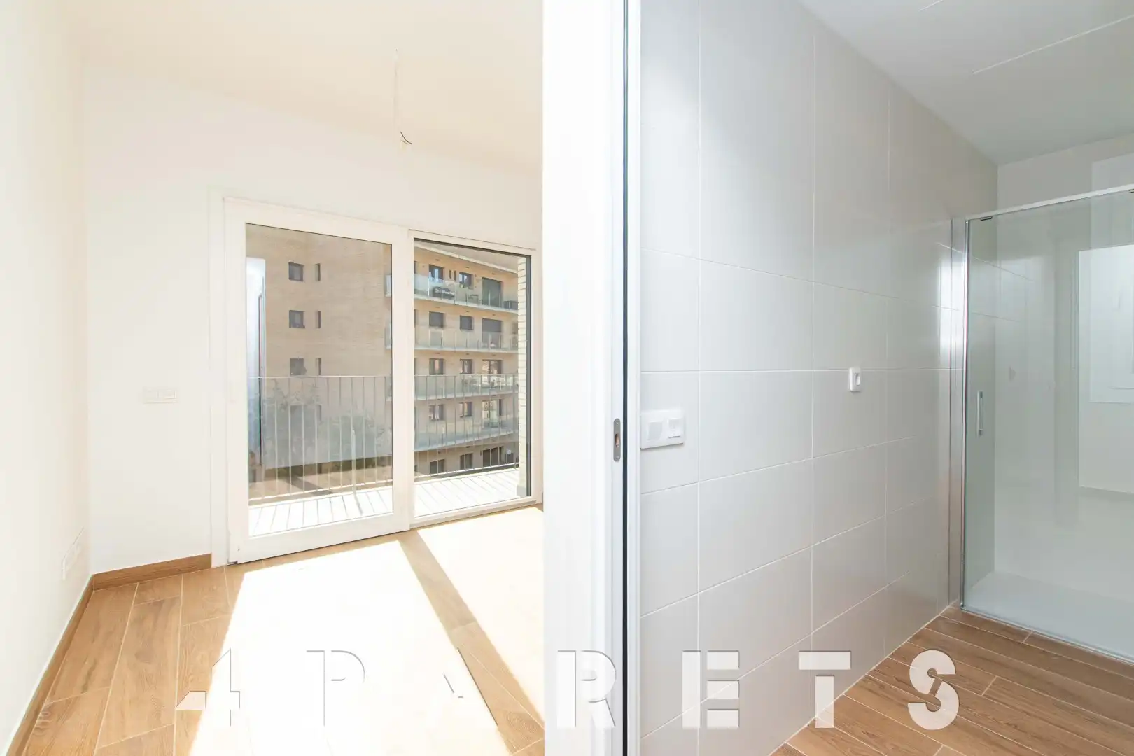 Habitación de Piso de alquiler en Cabrera de Mar con Aire acondicionado, Calefacción y Horno