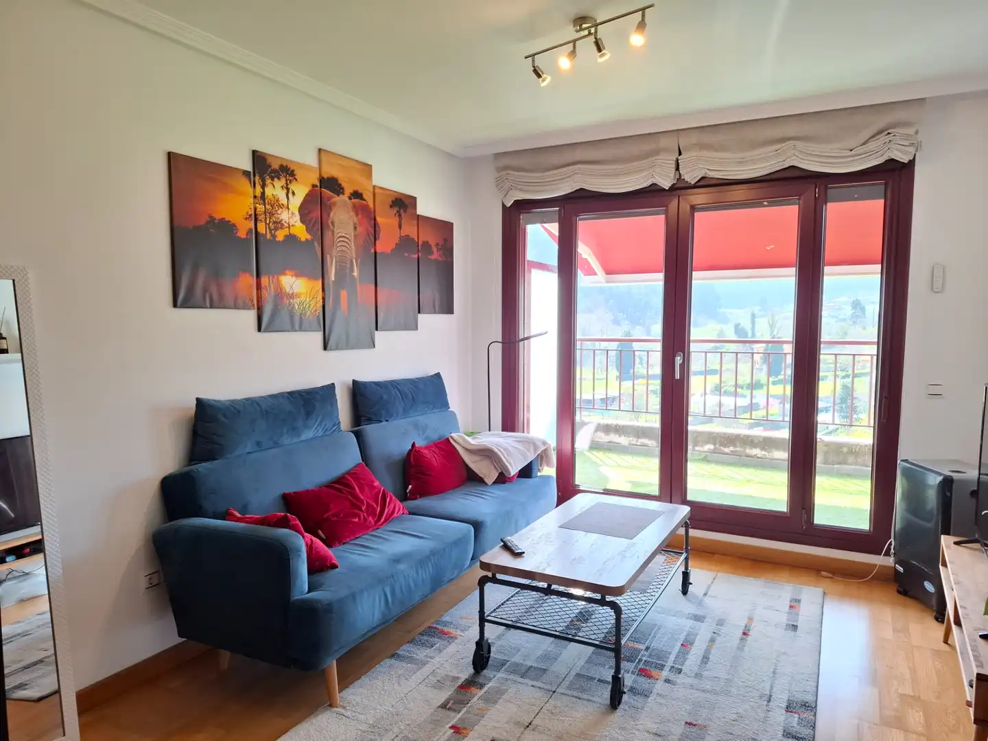 Sala de estar de Ático en venta en Viveiro con Terraza, Trastero y Amueblado