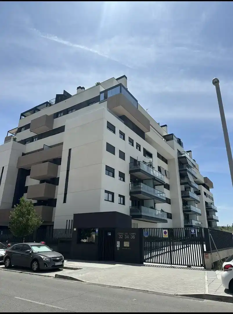 Vista exterior de Piso en venta en Madrid con Aire acondicionado, Jardín privado y Parquet