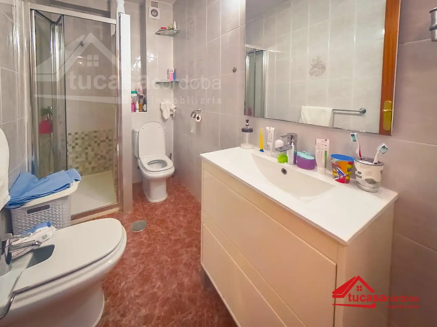 Bathroom of Flat for sale in Córdoba  with Air Conditioner