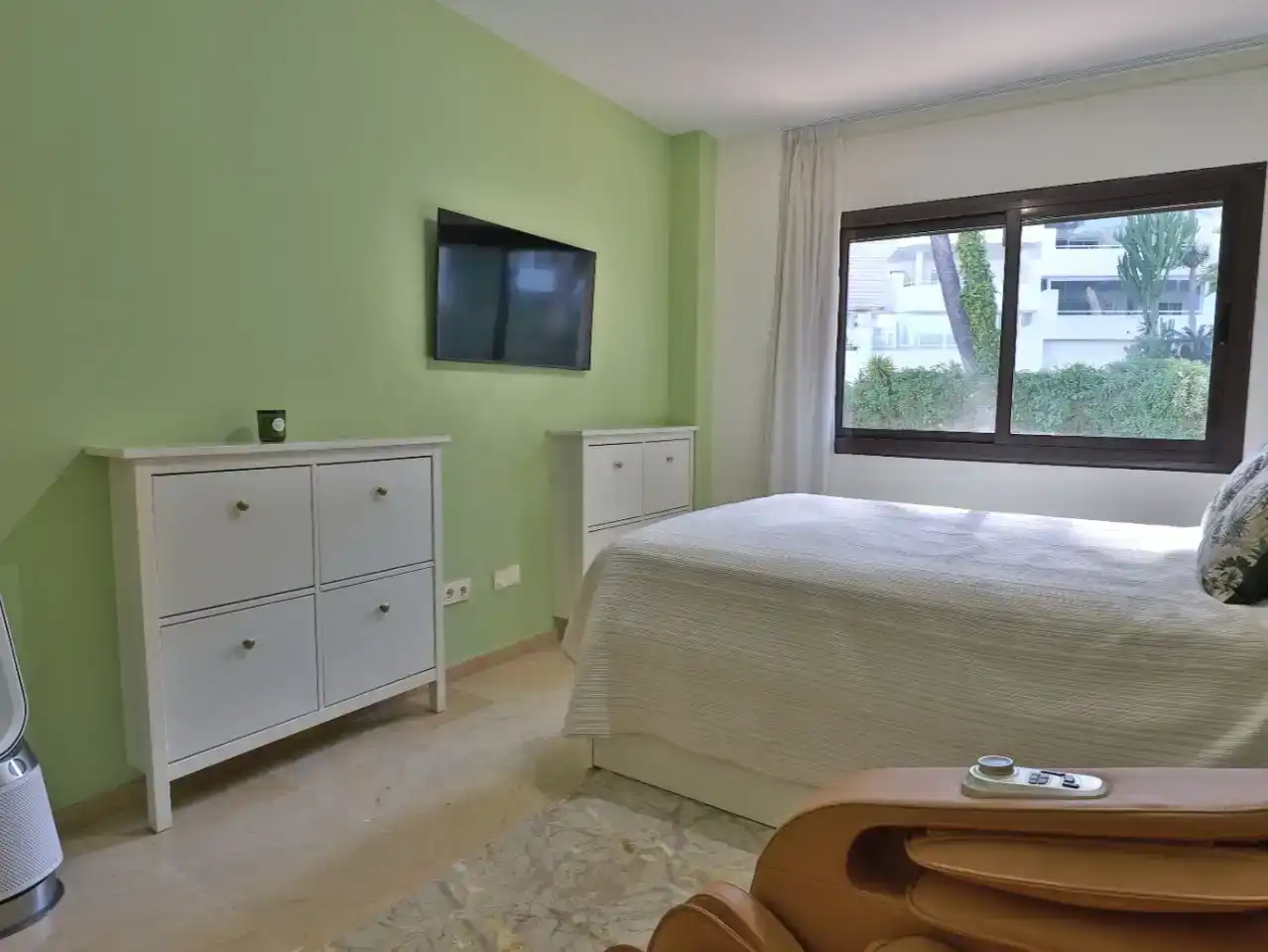 Dormitori de Pis en venda en Marbella amb Aire condicionat i Piscina