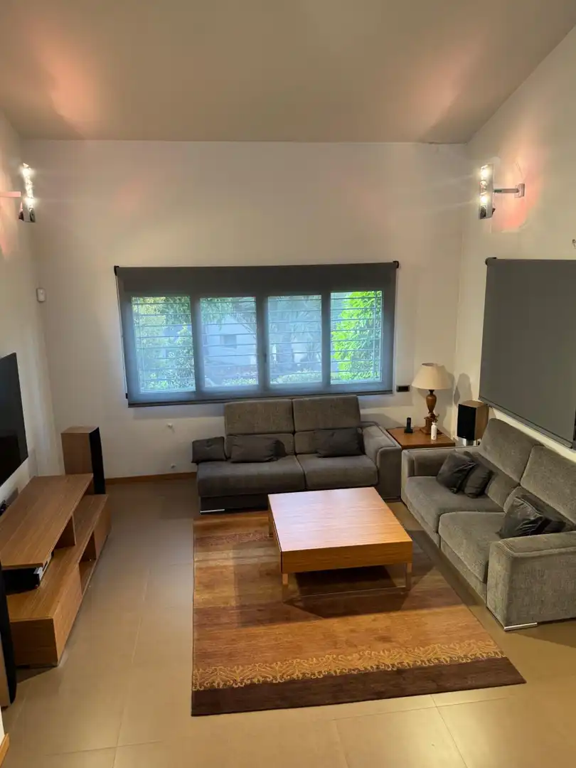 Sala d'estar de Casa o xalet en venda en Elche / Elx amb Aire condicionat, Calefacció i Jardí privat