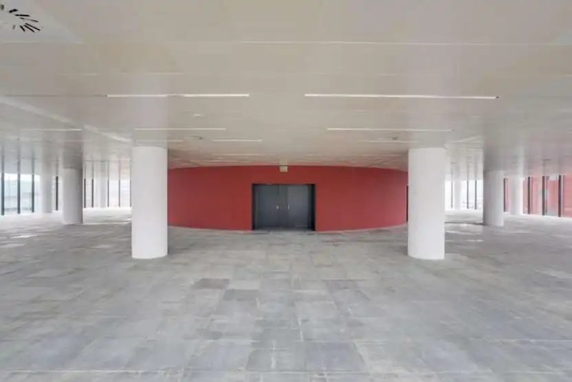 Oficina de lloguer en L'Hospitalet de Llobregat amb Aire condicionat