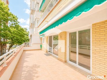 Appartement avec balcon à vendre à CL SURIA