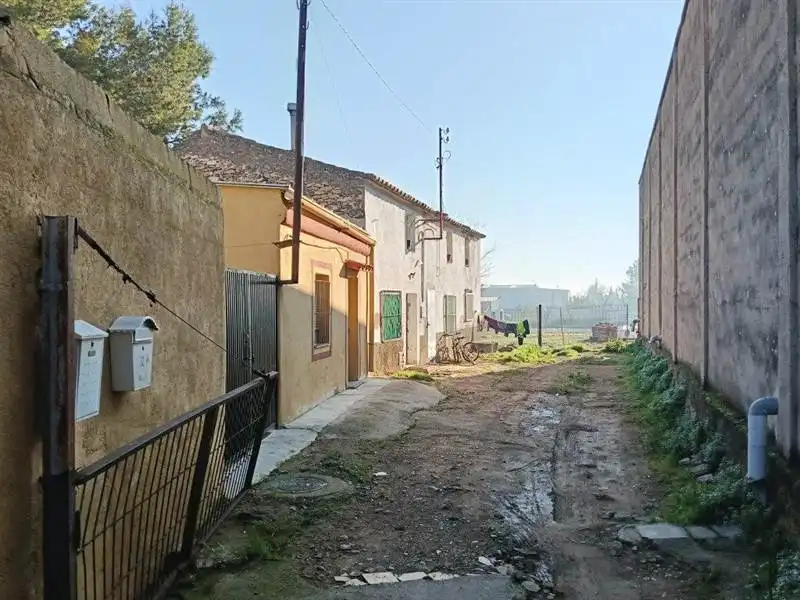 Exterior view of Houses for sale in Santa Bàrbara