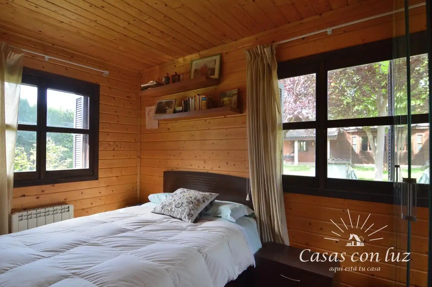 Habitación de Casa o chalet en venta en Zaragoza con Aire acondicionado, Calefacción y Jardín privado