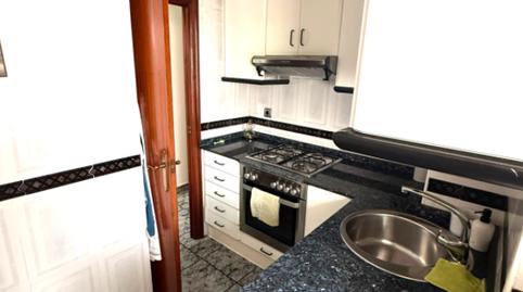 Foto 5 de Piso en venta en Carrer de Les Agudes, Ciutat Meridiana,  Barcelona Capital