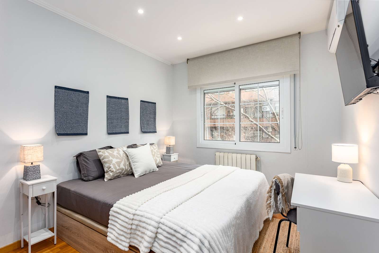 Flat to share in Collblanc