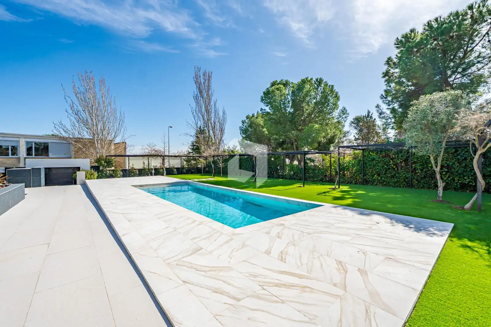 Piscina de Casa o chalet en venta en Majadahonda con Aire acondicionado, Calefacción y Terraza