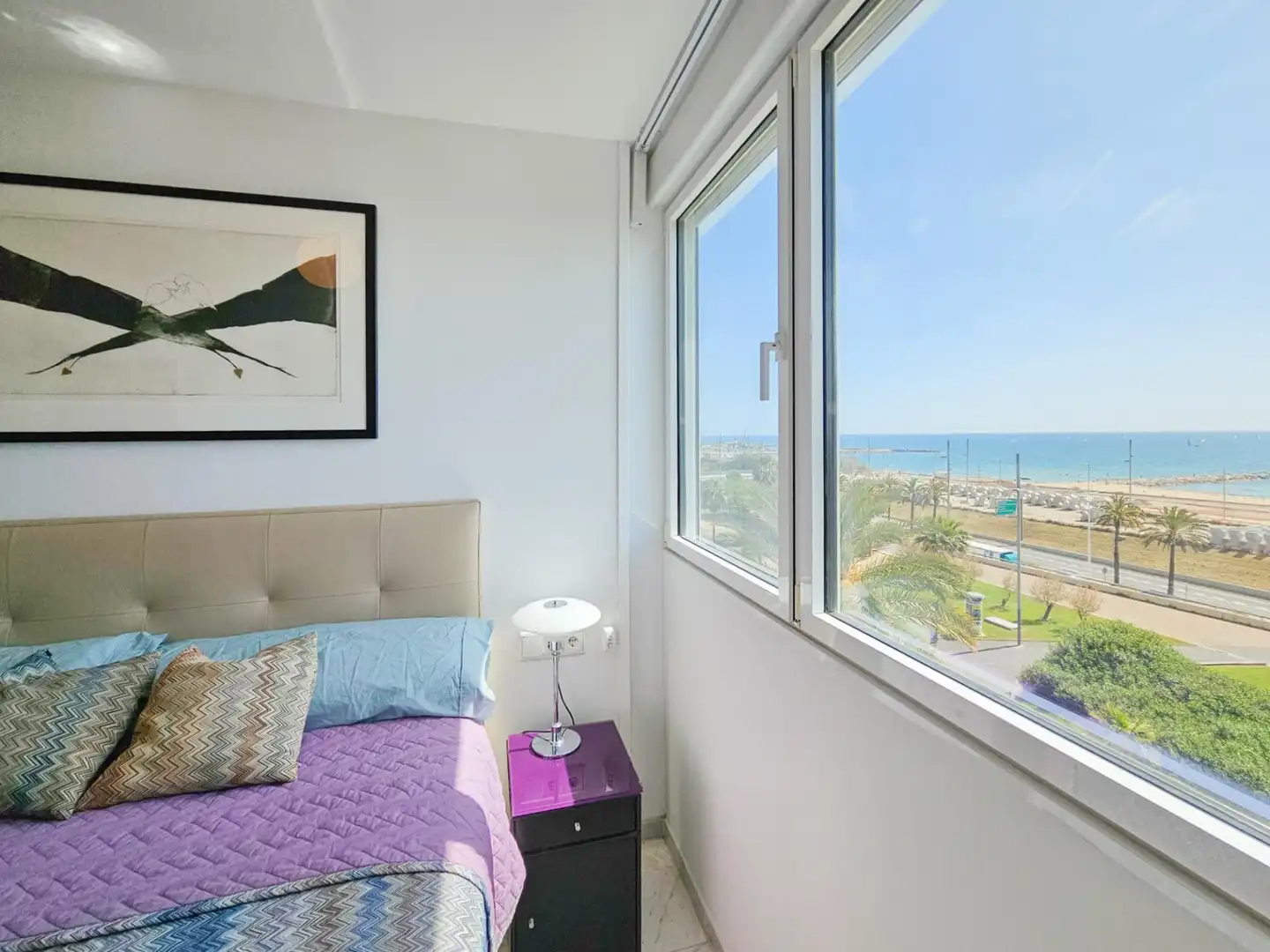 Schlafzimmer von Wohnung zum Verkauf in Barcelona mit Klimaanlage, Heizung und Balkon