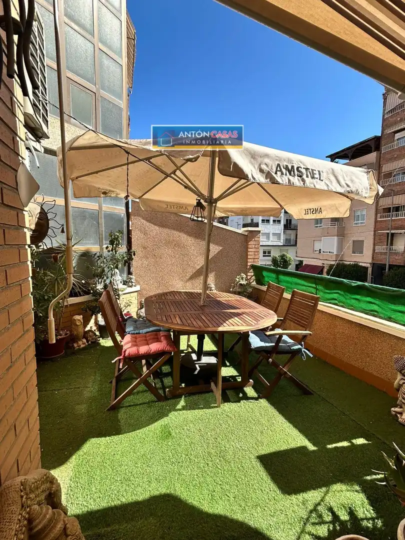 Terraza de Piso en venta en Petrer con Aire acondicionado, Terraza y Amueblado