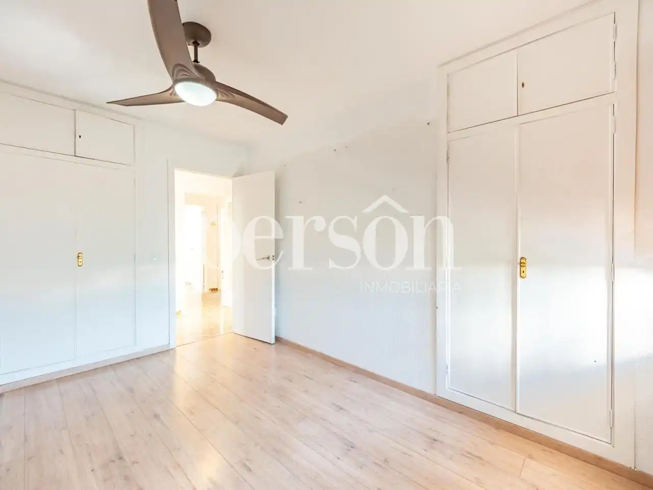 Habitación de Piso de alquiler en Valencia con Aire acondicionado y Terraza