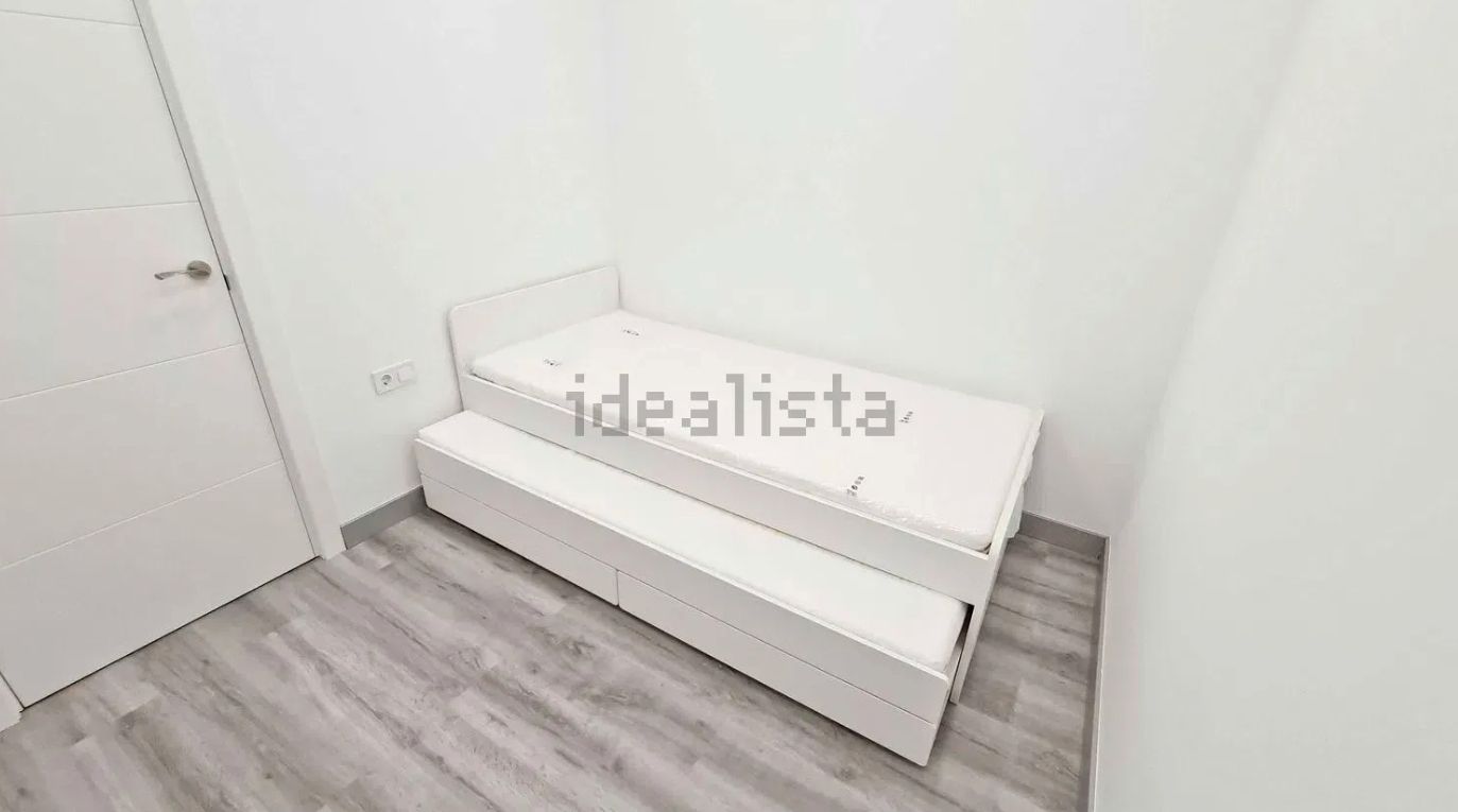 Dormitori de Pis de lloguer en Silla amb Aire condicionat, Calefacció i Parquet