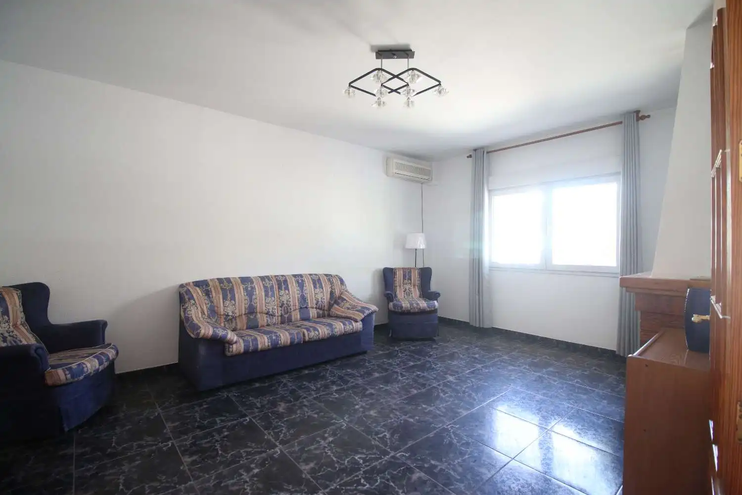 Sala de estar de Finca rústica en venta en Cuevas del Almanzora con Aire acondicionado, Calefacción y Terraza