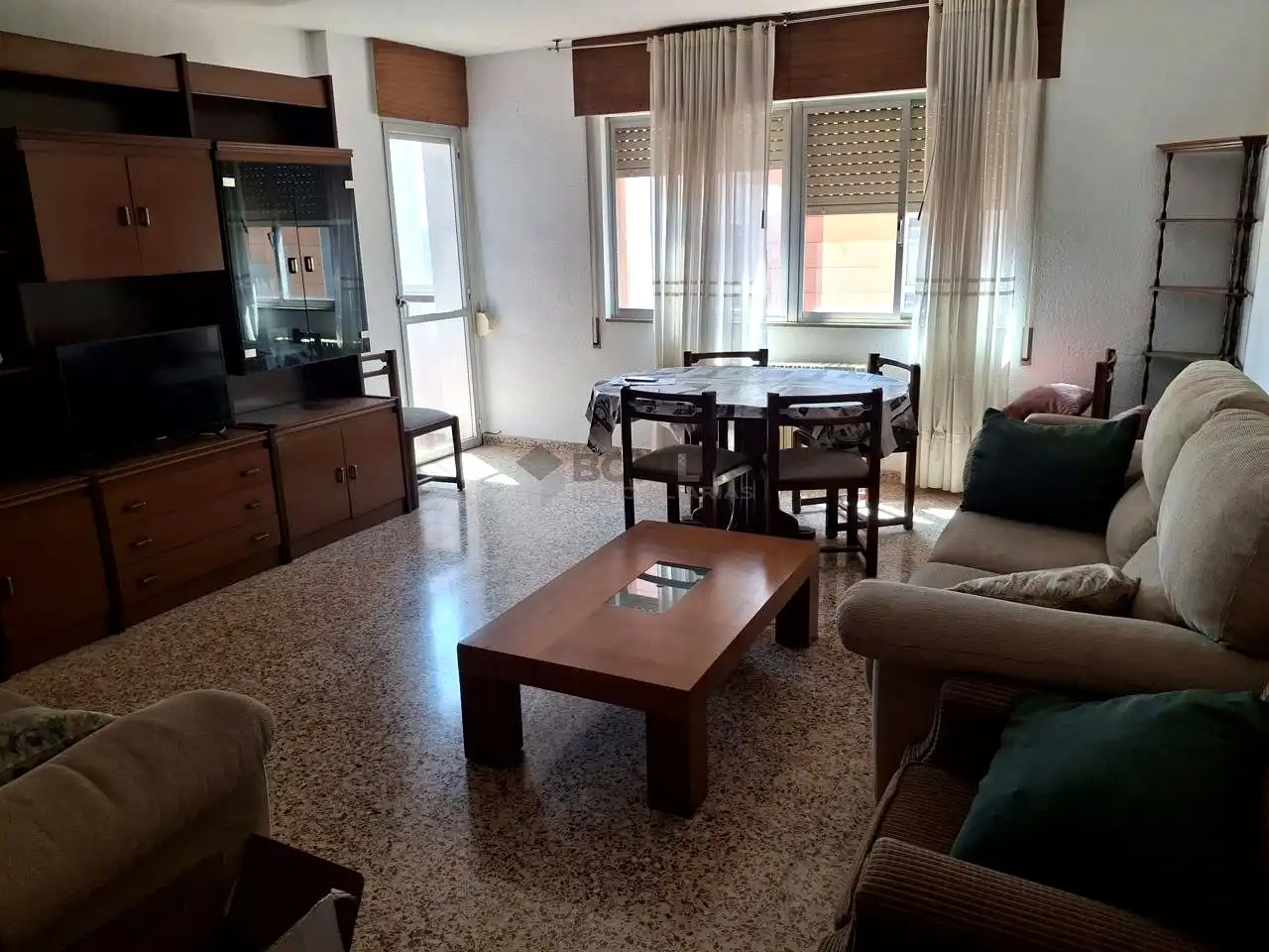 Wohnzimmer von Wohnung zur Miete in Teruel mit Möbliert
