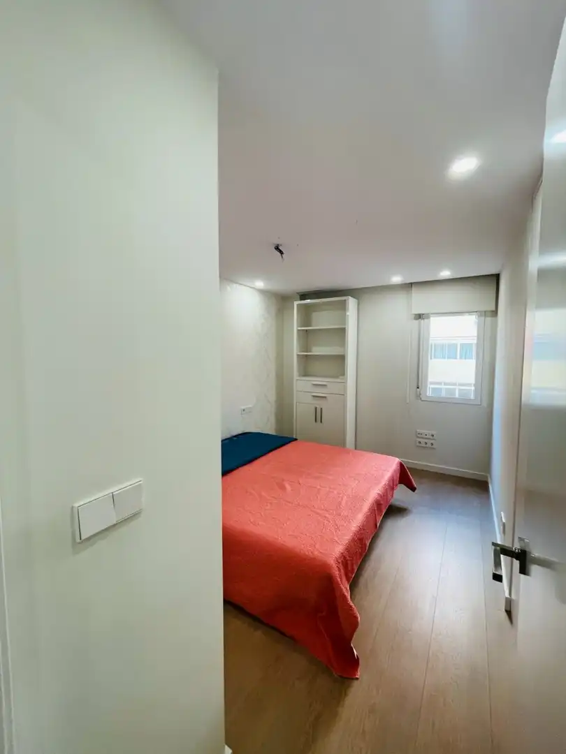 Schlafzimmer von Wohnung zur Miete in Alicante / Alacant mit Klimaanlage, Heizung und Parkett