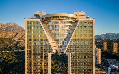 Außenansicht von Dachboden zum verkauf in Benidorm mit Klimaanlage, Terrasse und Schwimmbad