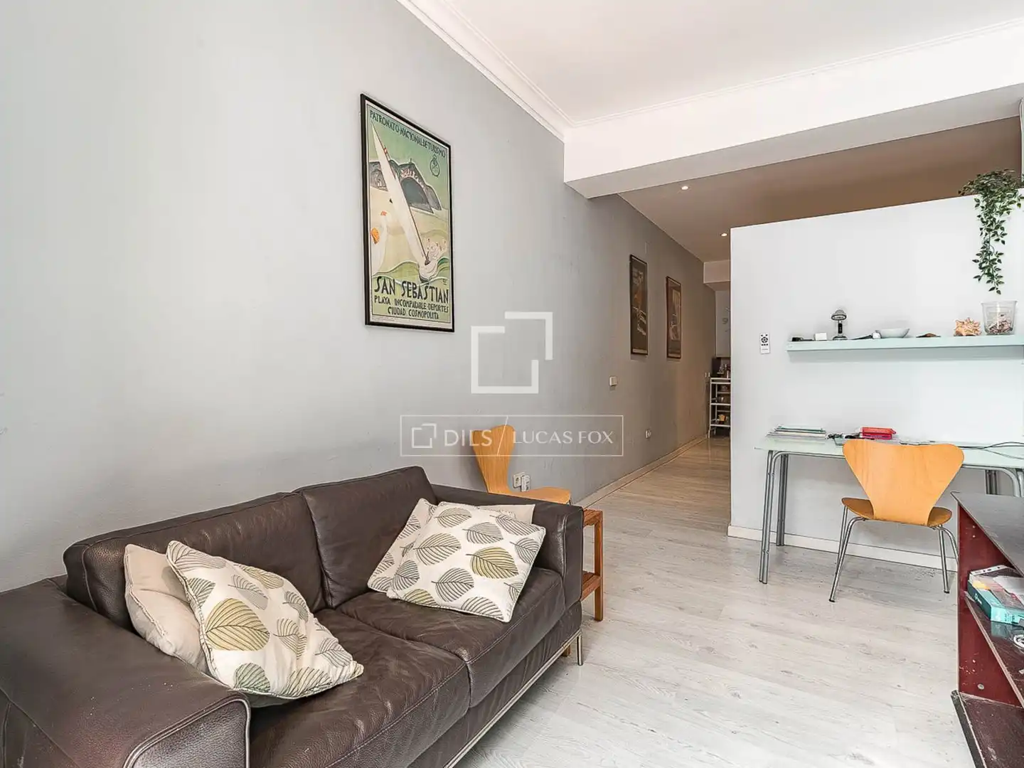 Vista exterior de Piso en venta en Barcelona con Amueblado y Balcón