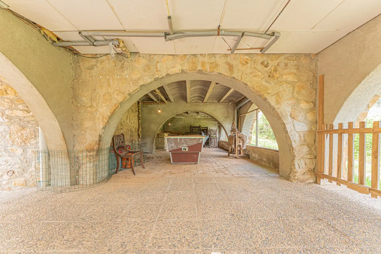 Finca rústica en venta en Cabanelles con Terraza, Piscina y Balcón